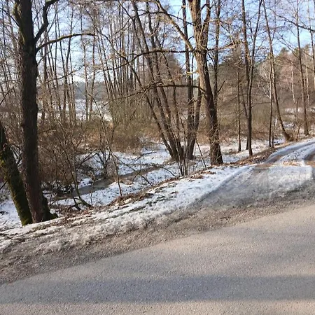 - Na Samote U Lesa * Levin (Ceske Budejovice)